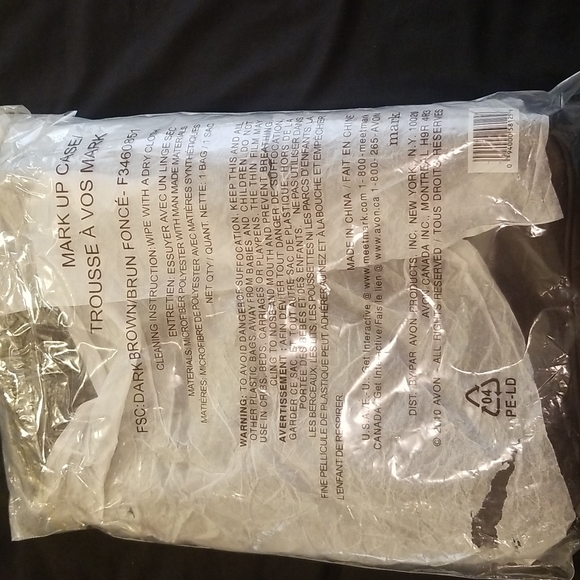 New mark.  Mark up case by Avon - Picture 7 of 16